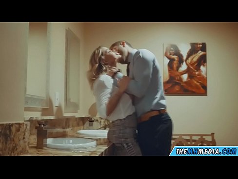 ❤️ Wenn eine vollbusige Blondine dich in einer öffentlichen Toilette verführt ❤️ Quality porn bei de.yinshuabang.top ❌️